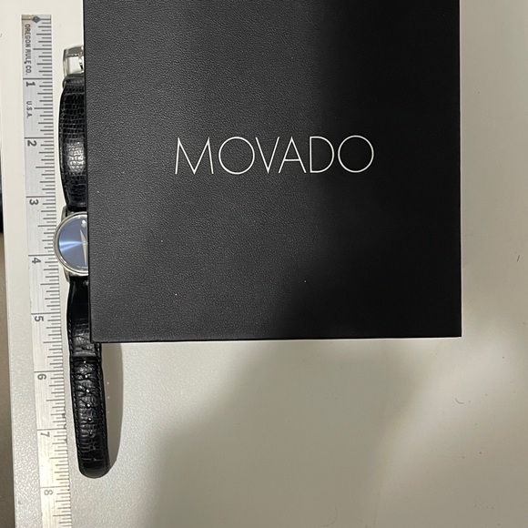 Movado Woman’s Watch with Blue Face and Leather band - Picture 7 of 7